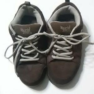 World Industries Skateboard Sneakers